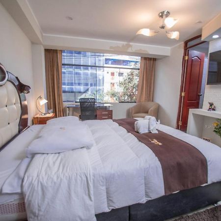 Jk Guzman Suite Hotel Challhuahuacho ภายนอก รูปภาพ