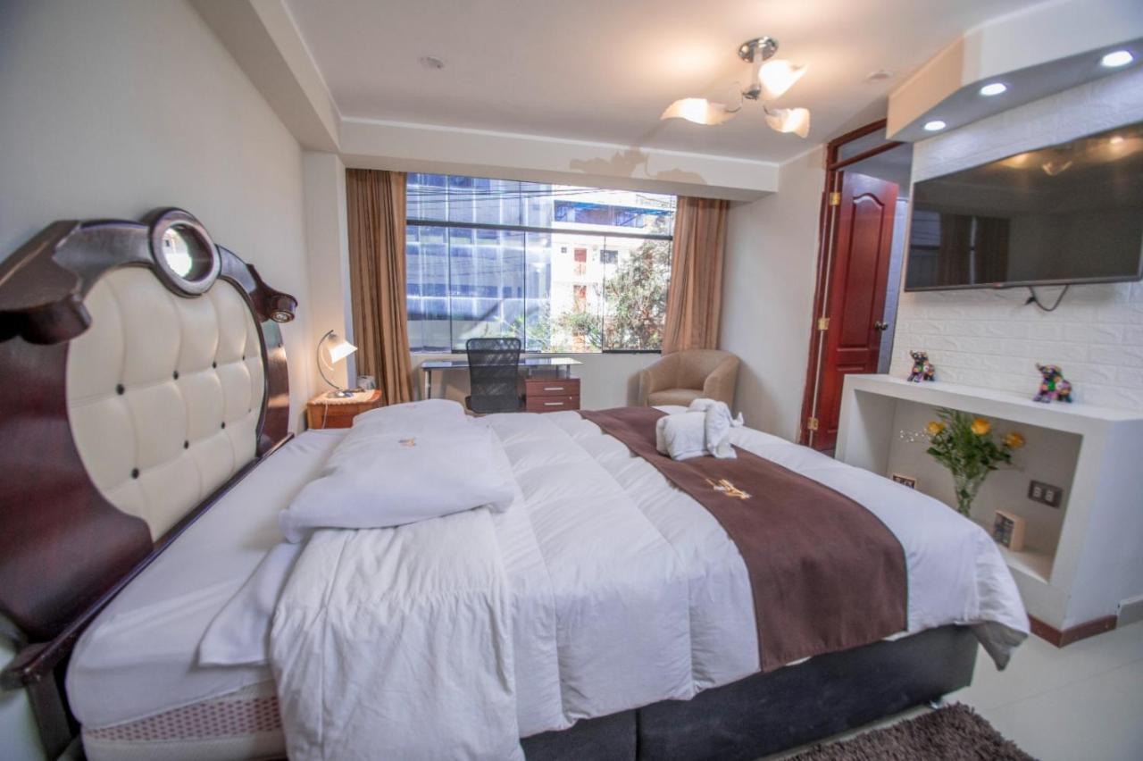Jk Guzman Suite Hotel Challhuahuacho ภายนอก รูปภาพ